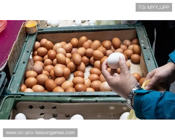 举重大赛突发换位导致世界纪录被否定，争议延烧